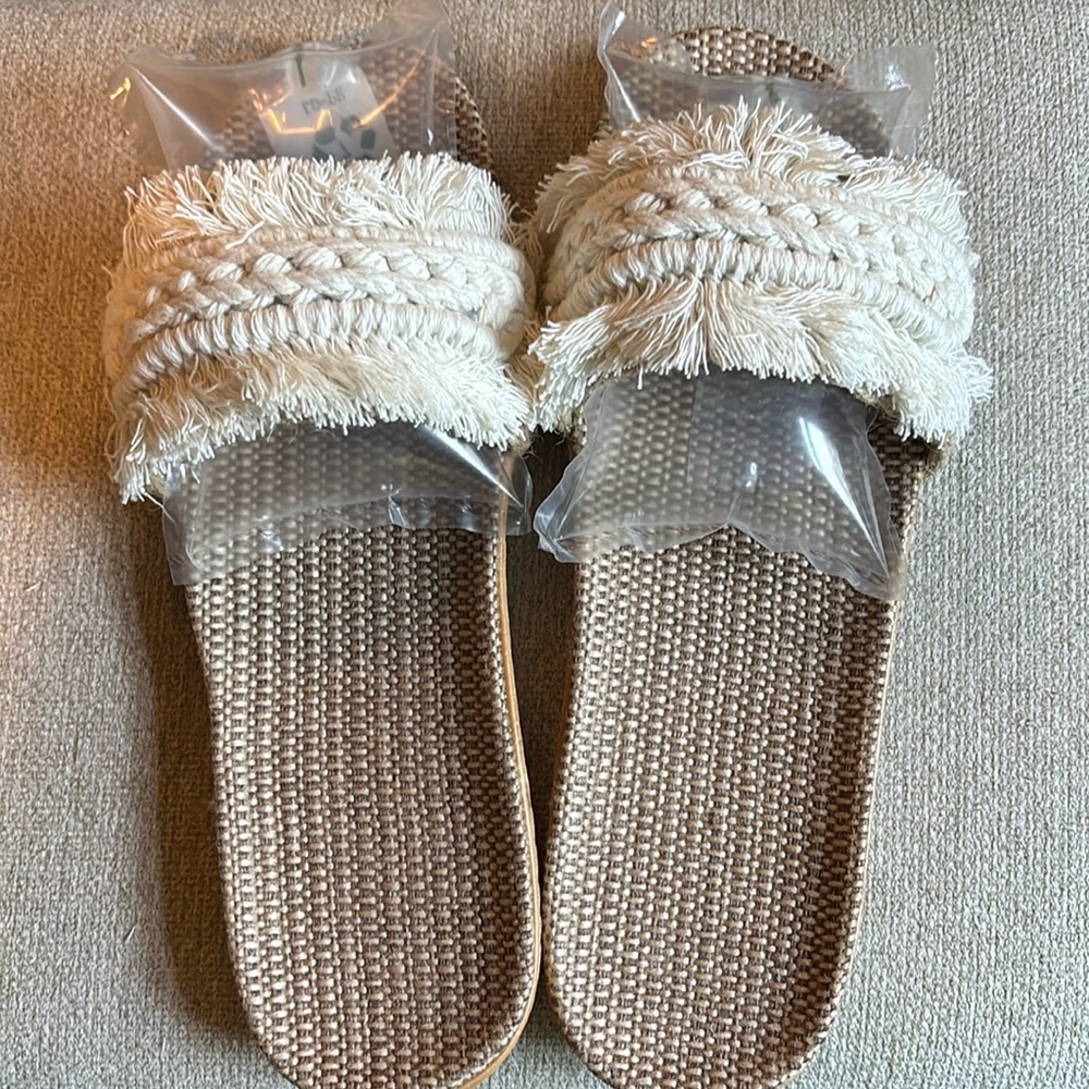 Womens sandals